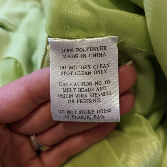 Je Matadi by Sean Mehta pale green beaded one shoulder cutout dress fits size 0 - Picture 7 of 9